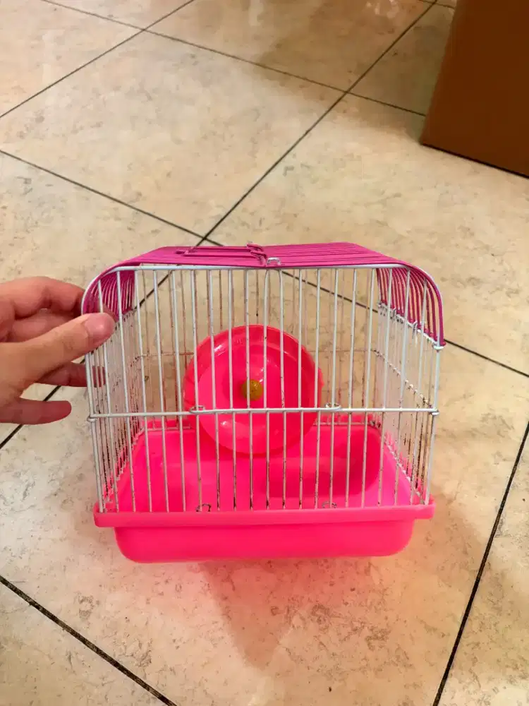 Kandang Hamster Mini / Portable Warna Pink + Kincir Lari Second