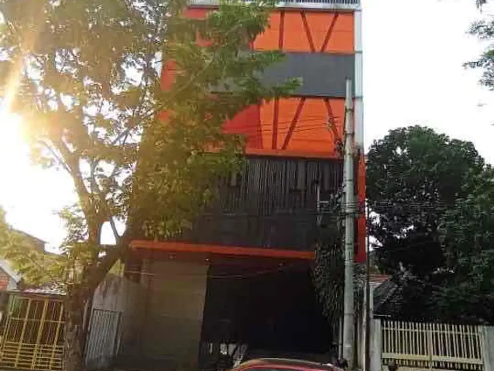 JUAL/SEWA AREA KOMERSIAL 5LT SIAP PAKAI USAHA TENGAH KOTA JALAN DIPONEGORO 
(KR-MK)