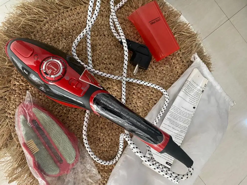 PRELOVED SETRIKA UAP STEAMQ – NORMAL, SIAP PAKAI