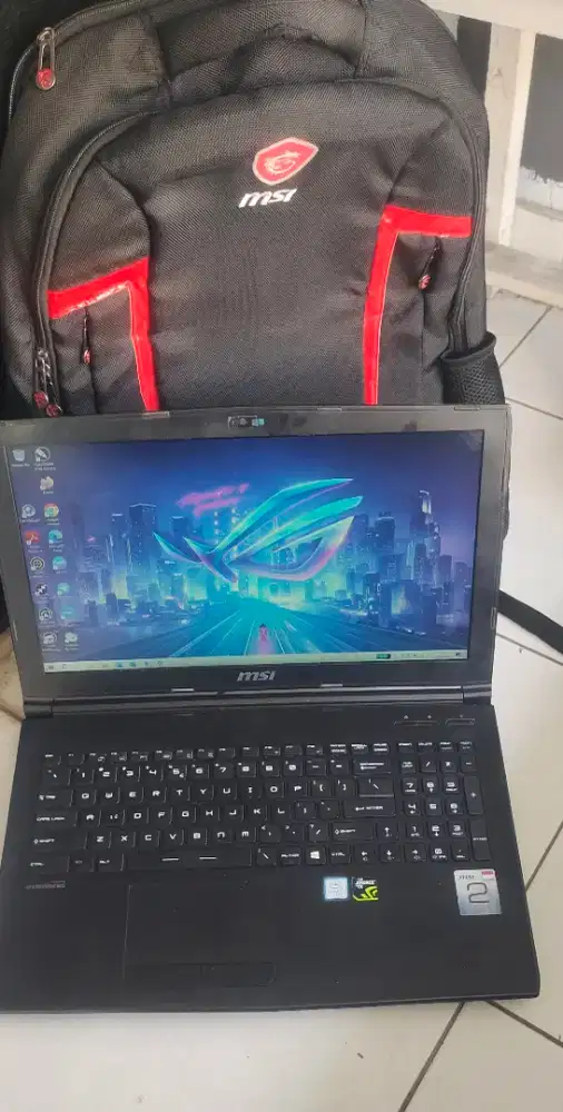 MSI GAME GRAFIS RENDER CORE I7-7700HQ RAM 8GB VGA 1050 LED 15IN 4.9jt