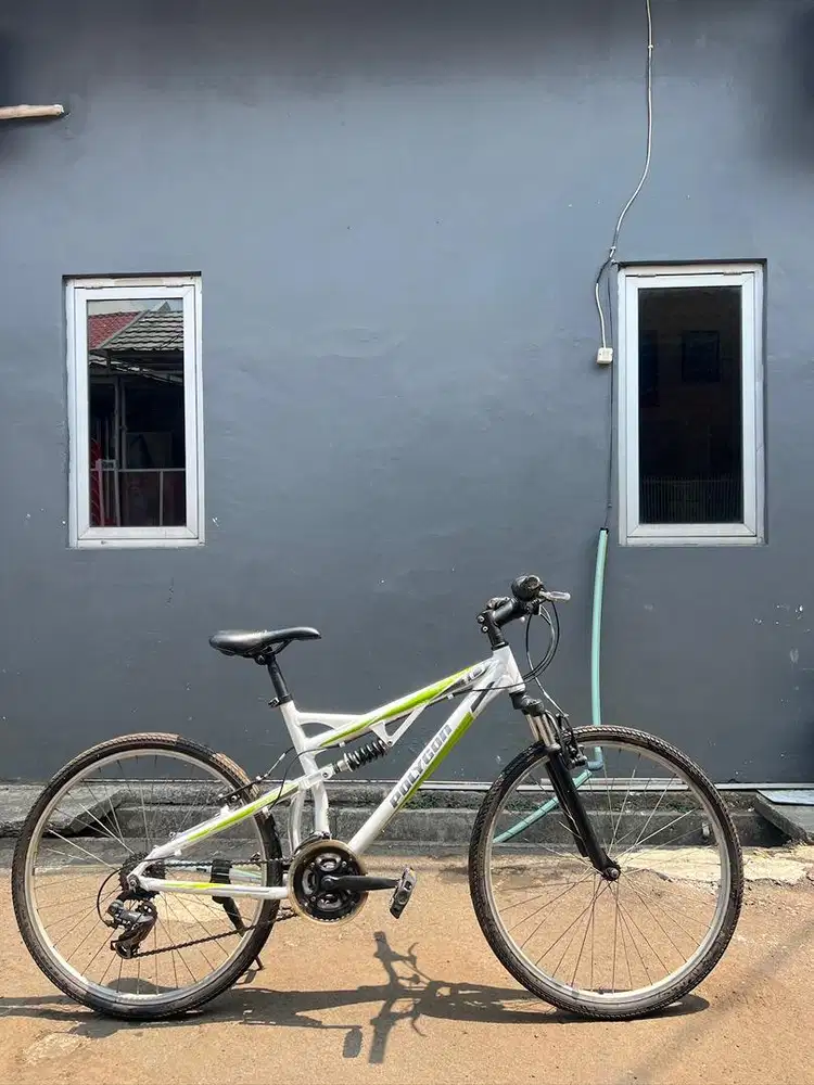 Sepeda Polygon Broadway 1.0