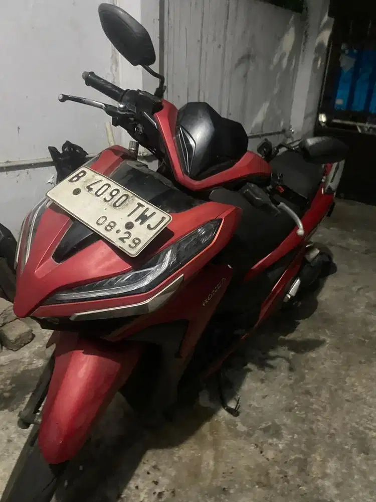 VARIO 150 2018 cbs iss
