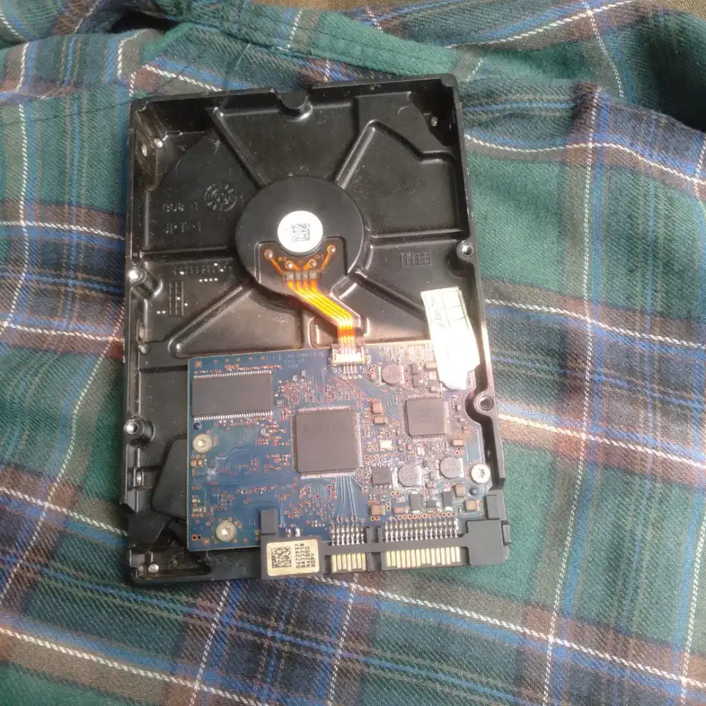 Di jual untuk semua komputer PC dan leptop atau dvdr cctv perekam