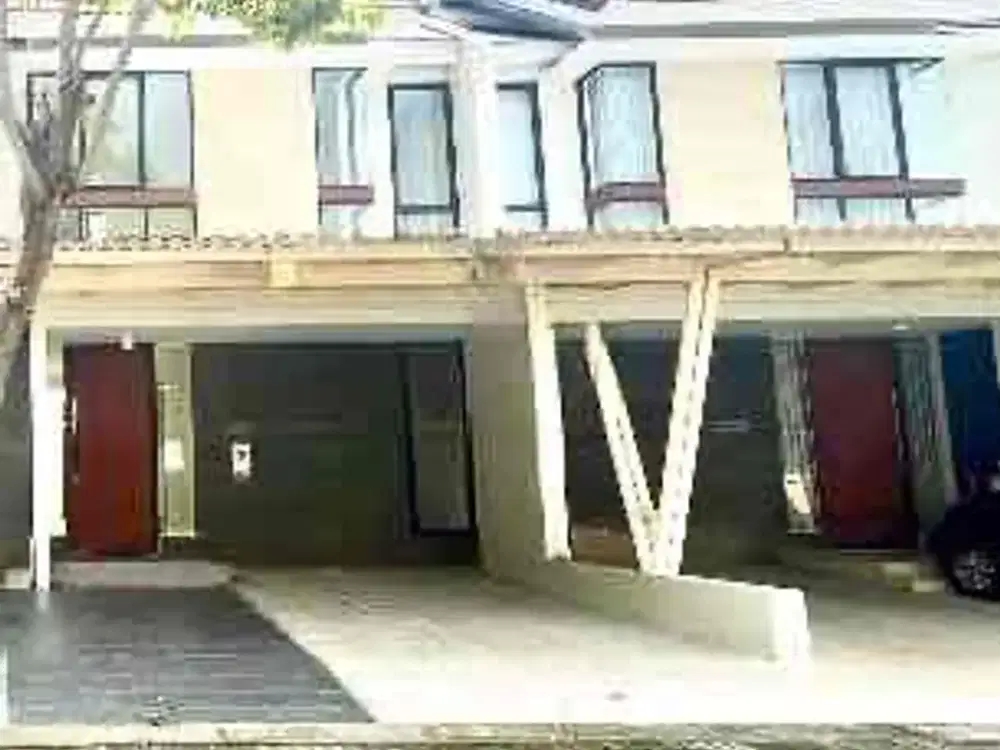 jual rumah 2 lantai 1,6M an aja Northwest ya code:MM