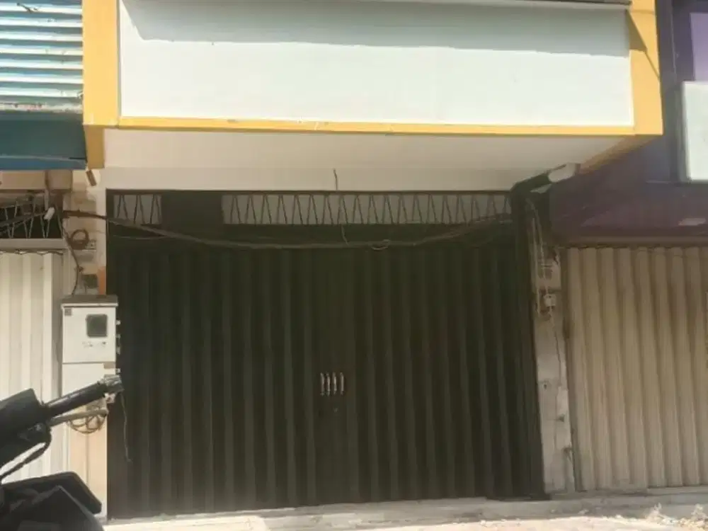 Dijual Ruko Baru Renovasi-Hadap Jalan Raya SHM