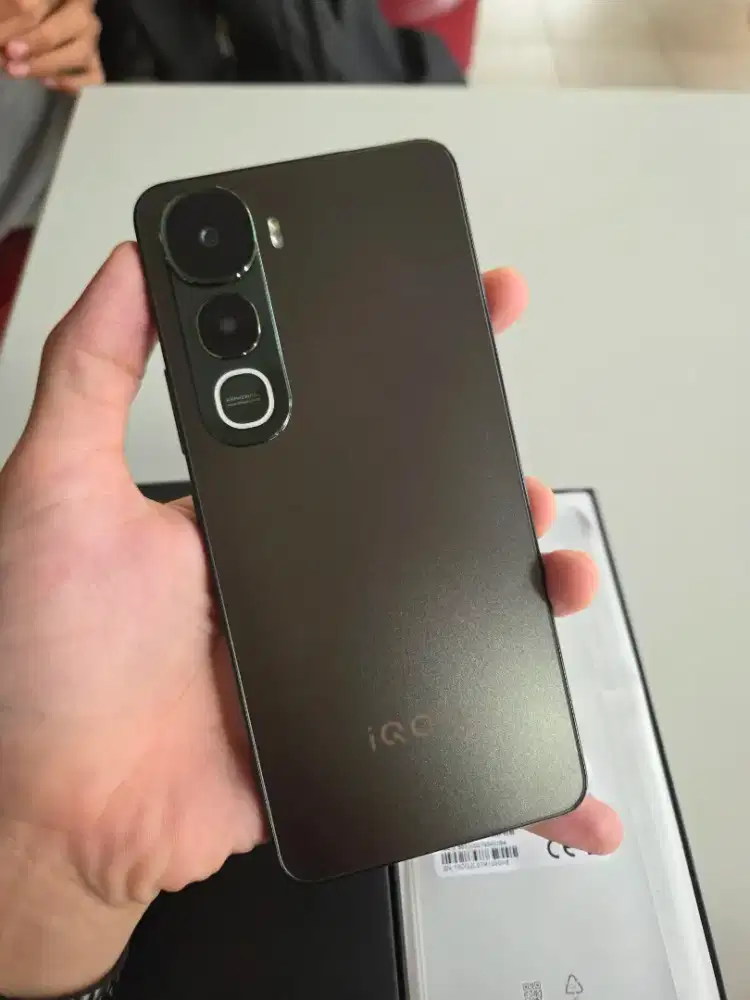 iQoo Z10 Lite 8/128Gb Garansi resmi aktif sampai maret 2027