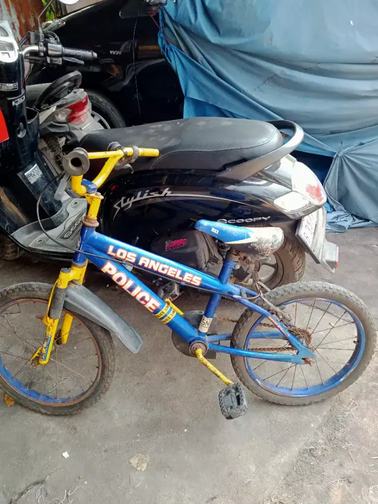Bmx police uk 18 tinggal pakai