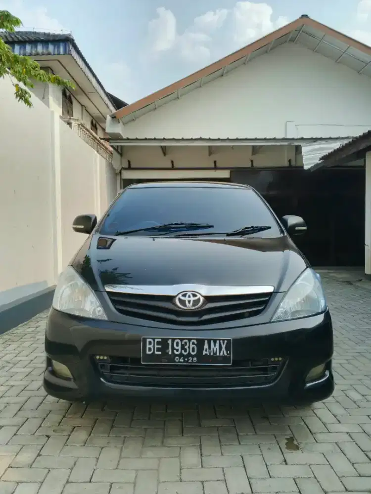 KIJANG INNOVA G TAHUN 2009
