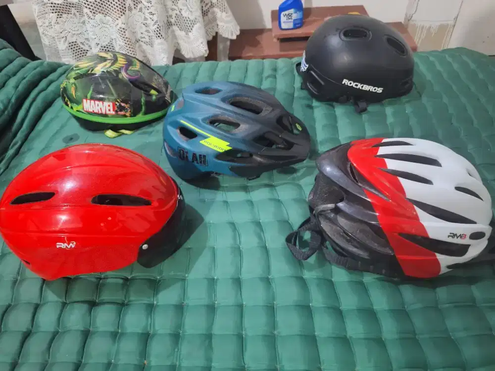 Helm sepeda borongan