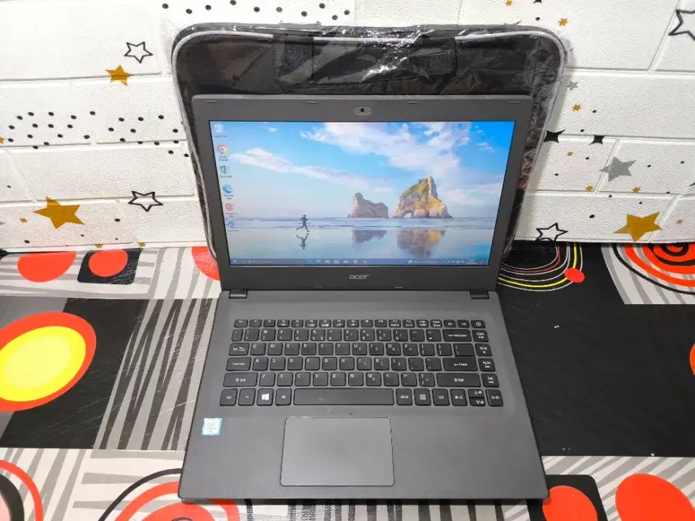 Laptop Acer aspire3 ram 8gb Intel core i5 SSD 128gb double VGA ngebut