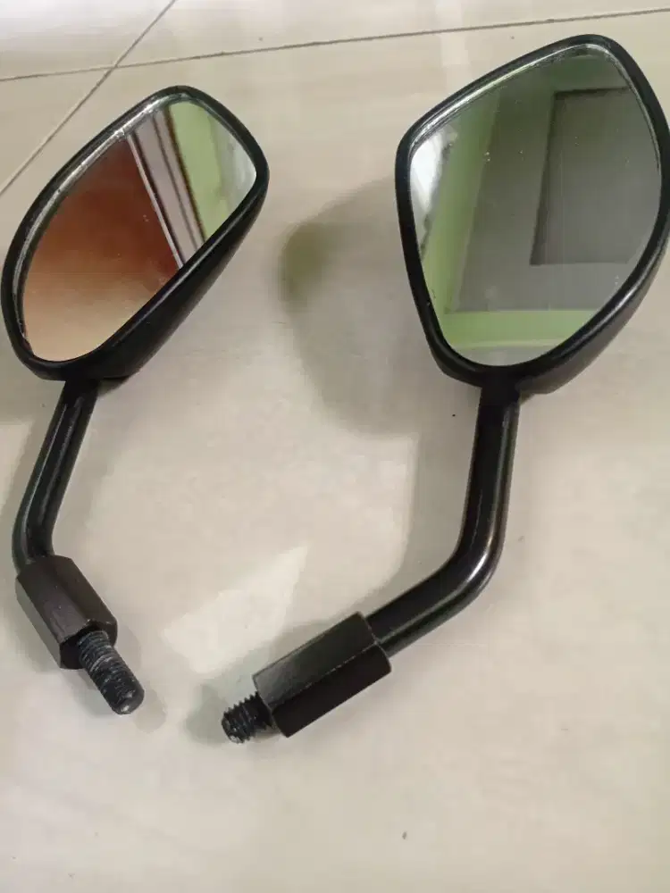 Kaca spion suzuki  bekas