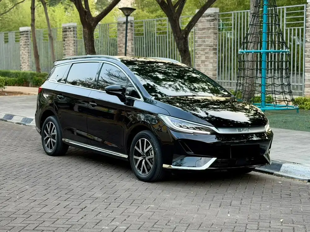 BYD M6 Superior 7 Seat KM 30rb TERMURAH
