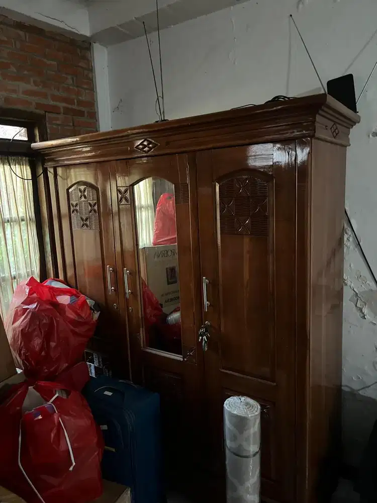 Jual Lemari Kayu 3 pintu Besar