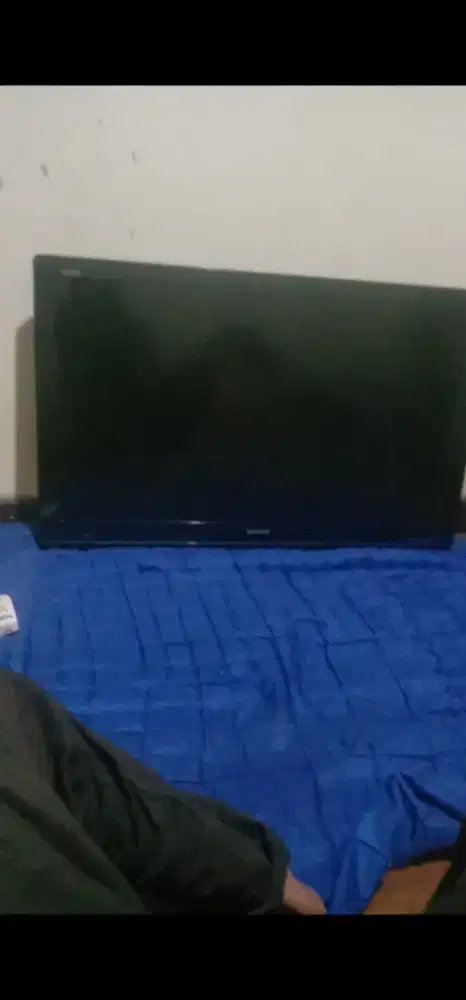 Di jual tv merek shrap 60 in