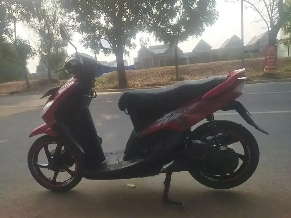 Mio smile th 09 merah maron