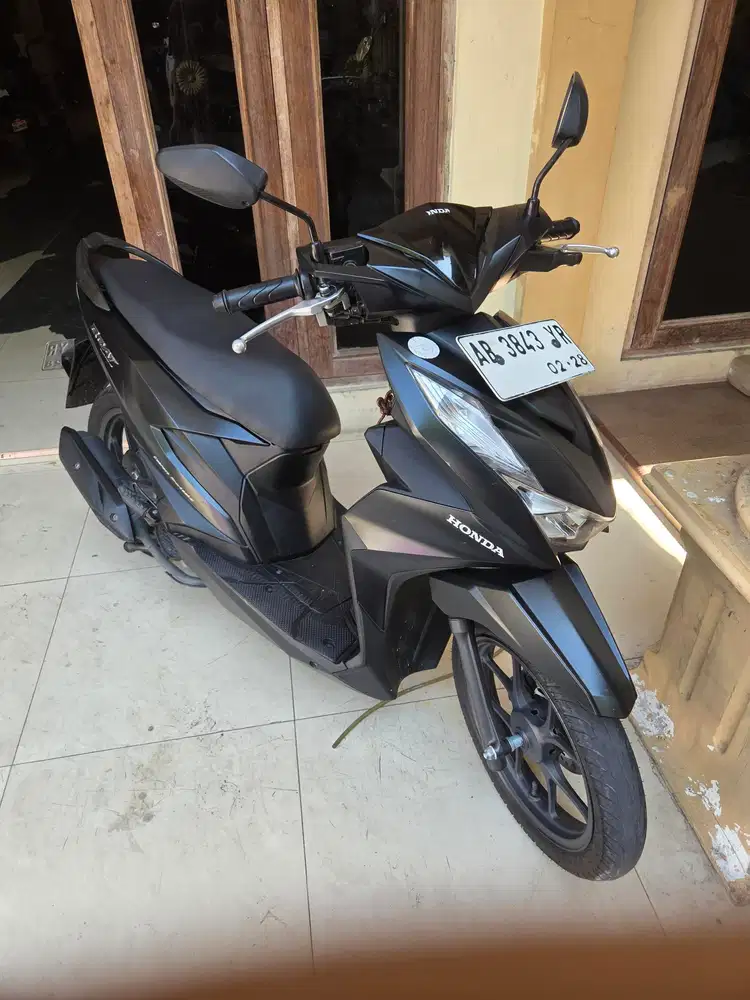 Beat deluxe hitam doff 2023 gbm