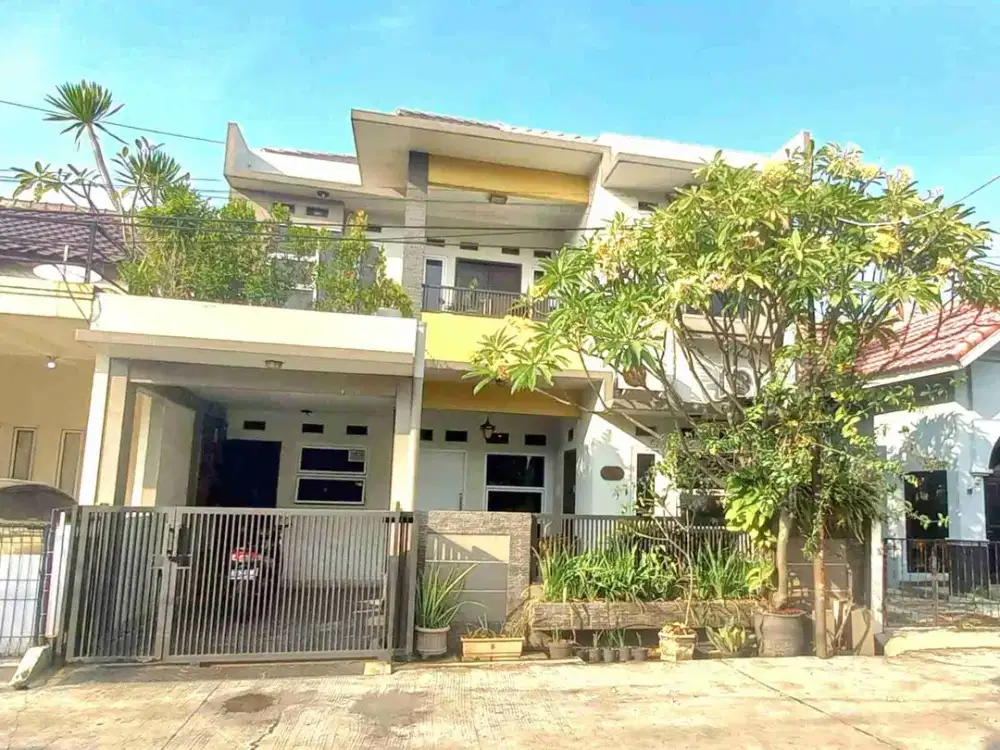DiJual Cepat Rumah Menarik di Jalan Pulo Sirih, Grand Galaxy City, Bekasi selatan.