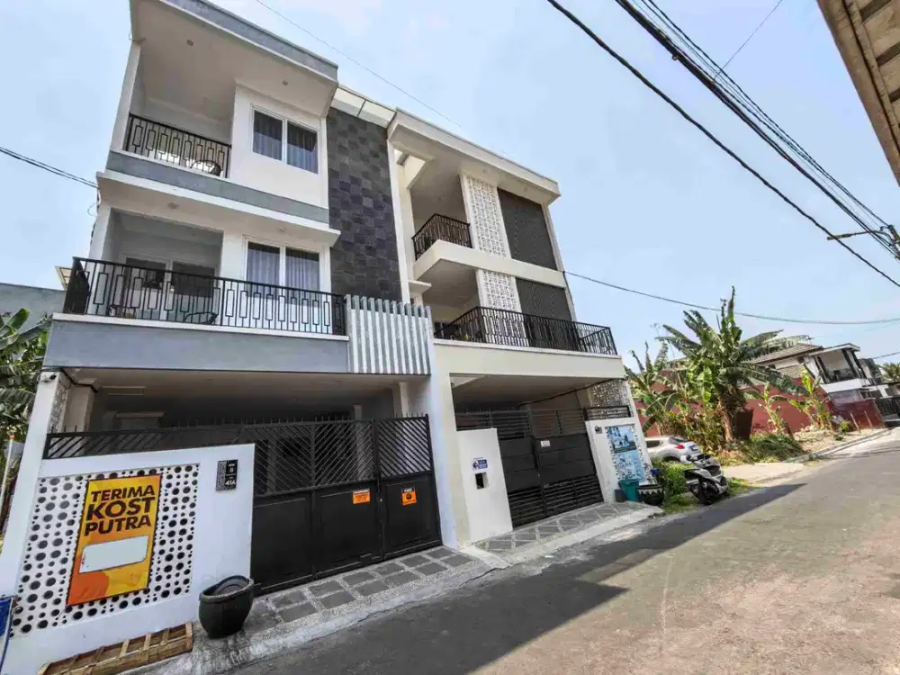 Dijual kost bangunan baru full penghuni