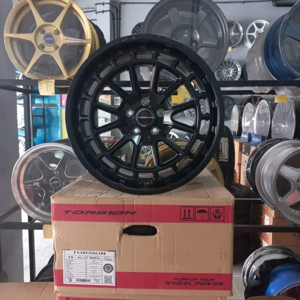 Velg torsion raptor r18 5x108 lbr8,5 et35