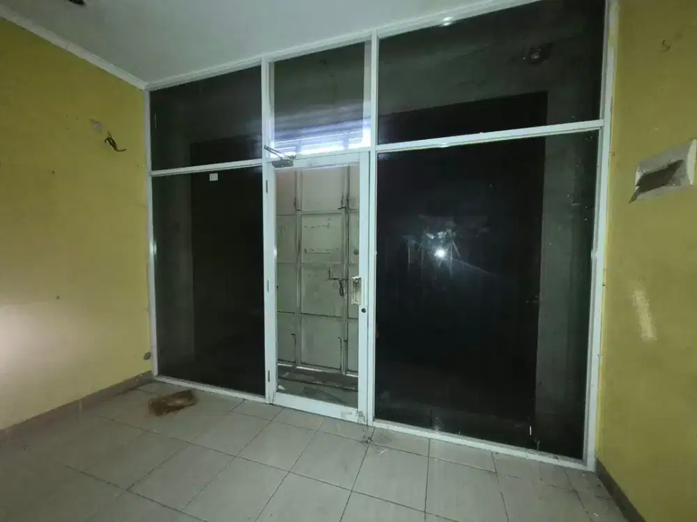 RUKO 3 LANTAI, KAYURINGIN, BEKASI