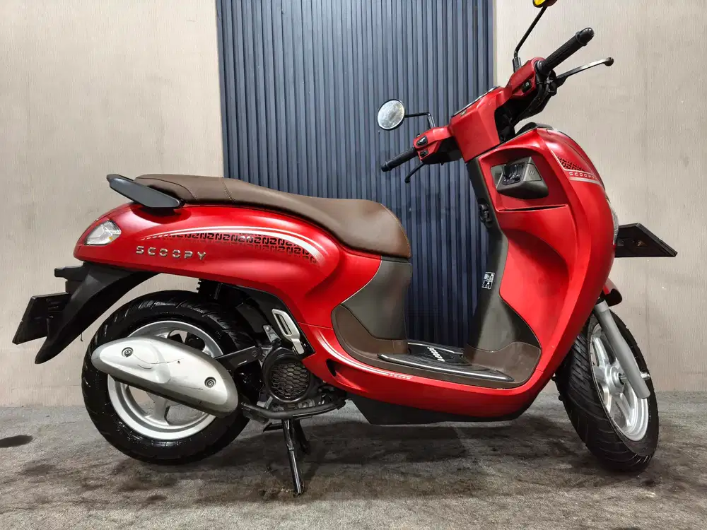 Scoopy fi Stylish 2025 LIKE NEW mulus terawat siap pakai...