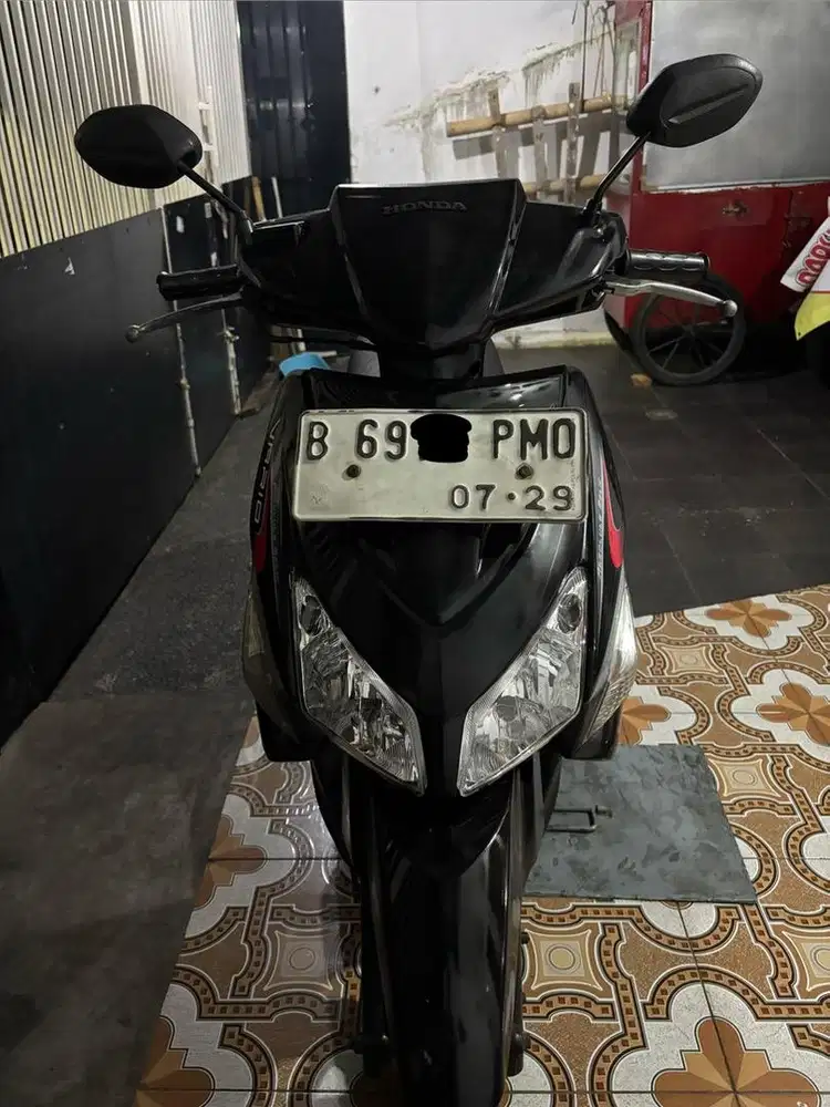 Dijual motor pemakaian pribadi