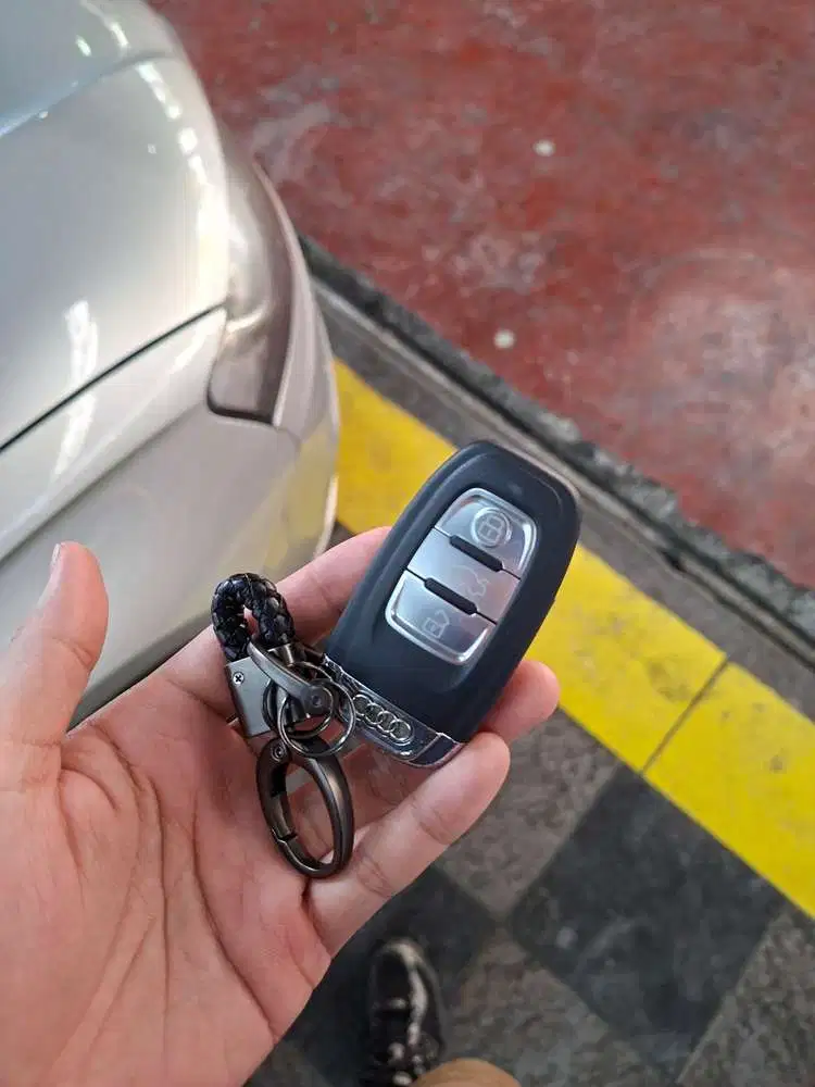Audi A4 2010 Bensin