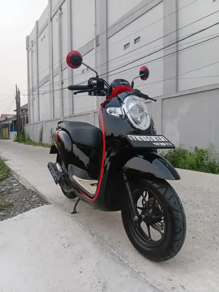 Di jual scoopy thn 2018