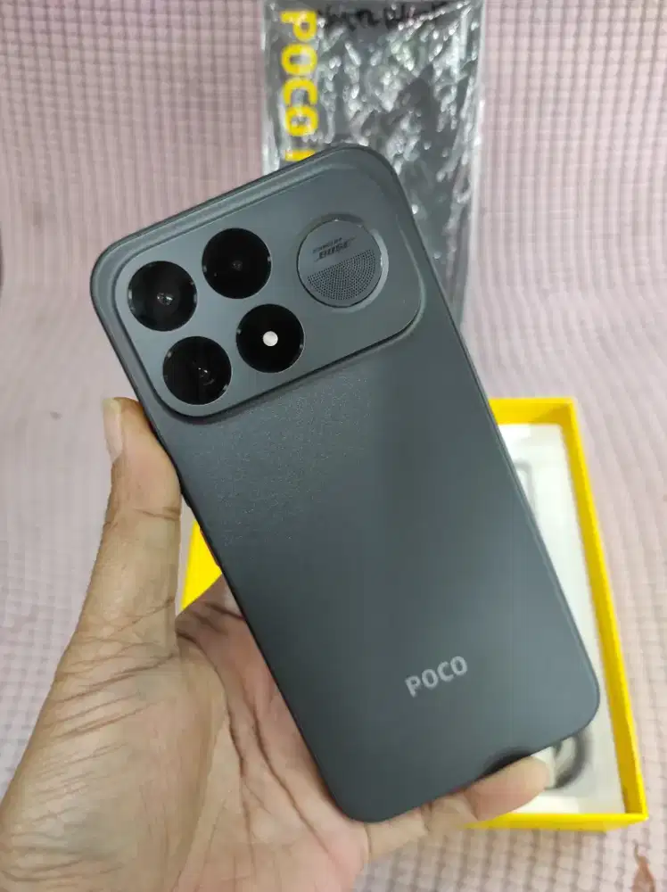 Xiaomi Poco F9 Ultra 
Garansi Resmi
Ram 16/512
Mulus 99%
Fullset