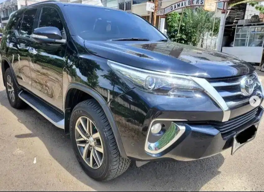 toyota fortuner (2016)