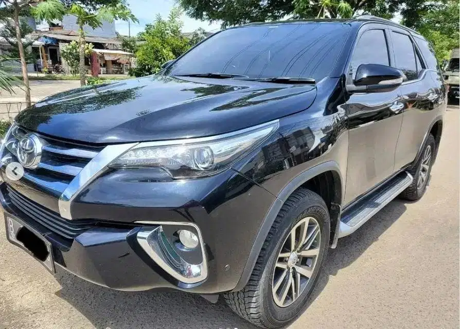 toyota fortuner (2016)