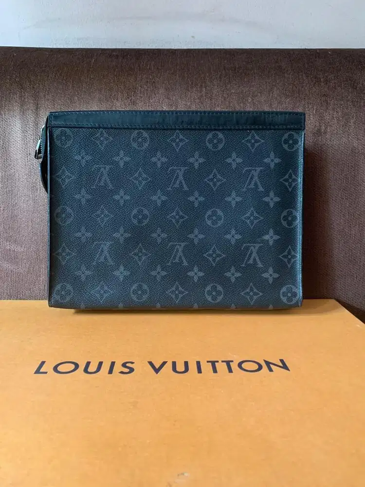 Louis Vuitton Pochette Voyage MM Monogram Eclipse