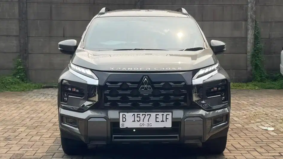 New Xpander Cross premium
