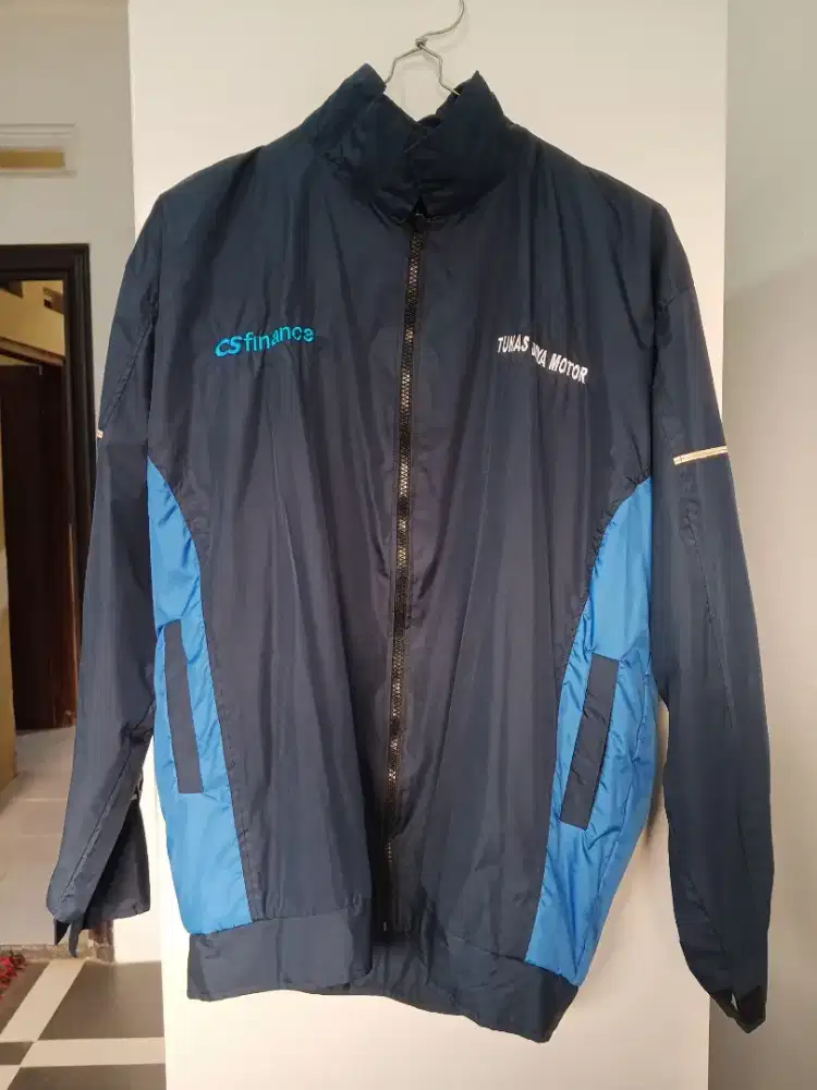 Jaket Bawaan Yamaha