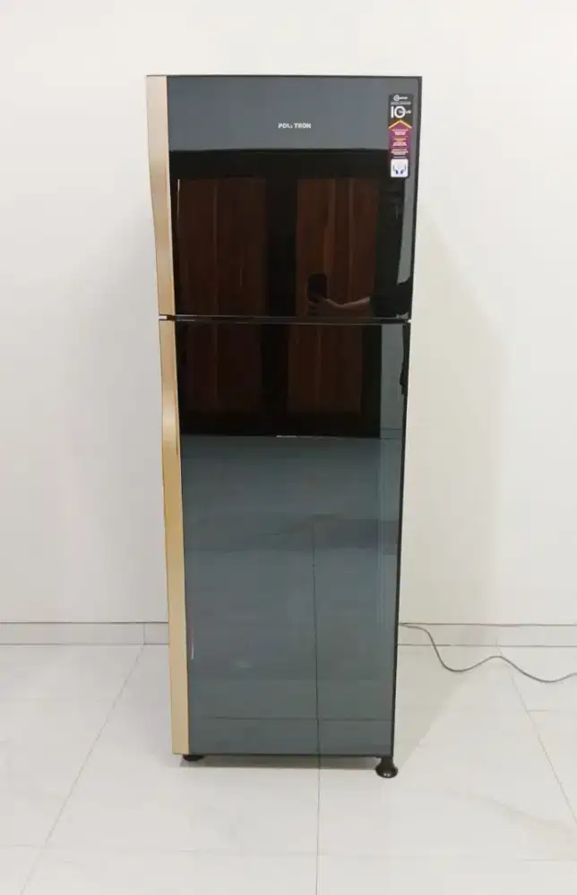 Kulkas Inverter 2 Pintu merk Polytron tanpa bunga es murah bandung