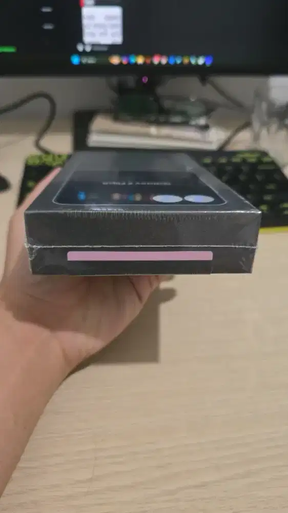 Samsung Galaxy Z Flip 8 12/256 Pink