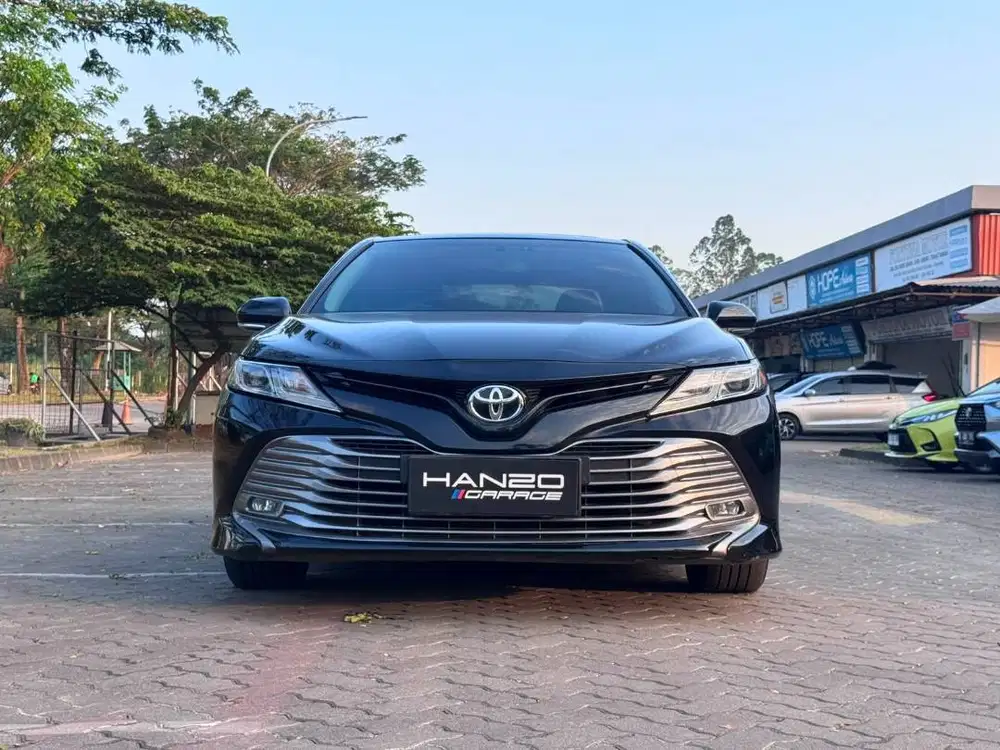 Toyota Camry 2.5 V tahun 2019