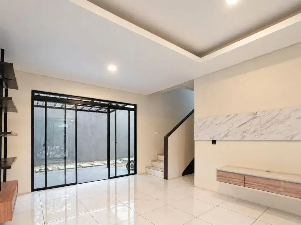 Dijual Rumah 2 Lantai di Jl. Tarunala Tatar Tarubhawana - KBP