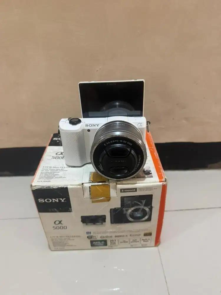Sony A5000 Lensa kit Fullshet Box mulus lengkap