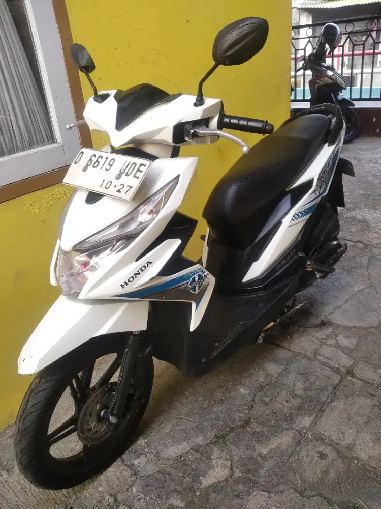 Honda beat eco 2017
