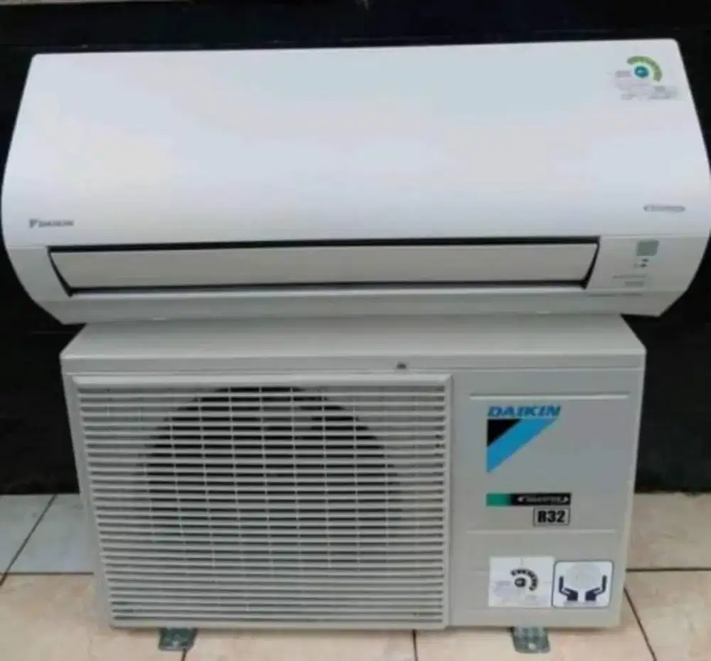 Di jual ac daikin Thailand 1pk inverter