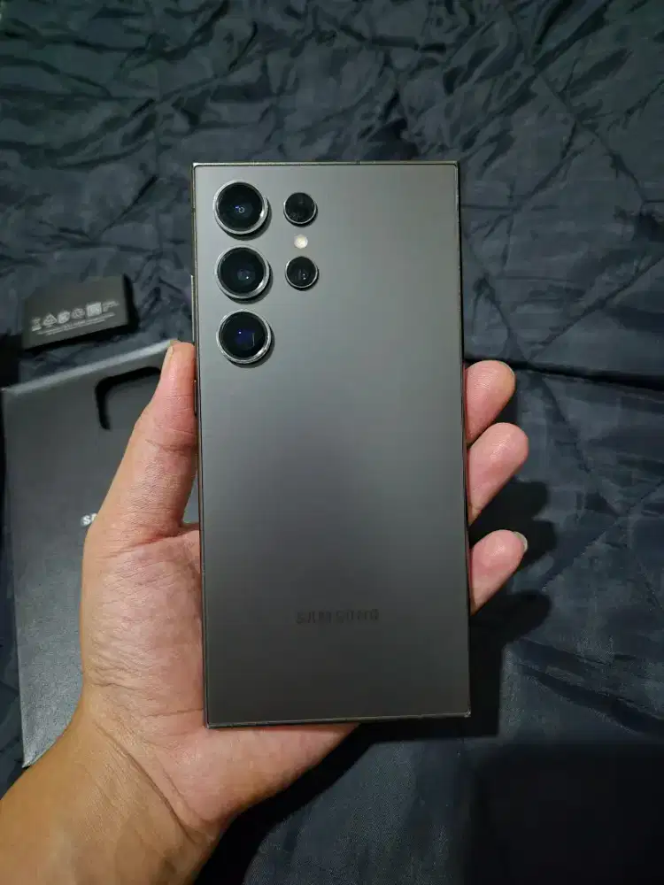 Samsung S24 Ultra 12/512 GB Fullset Resmi Sein