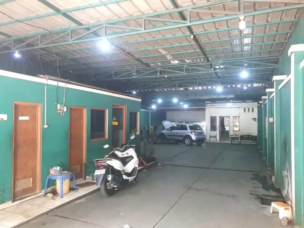 GUDANG MURAH !!! Akses Container di BKT Duren Sawit, Jakarta Timur