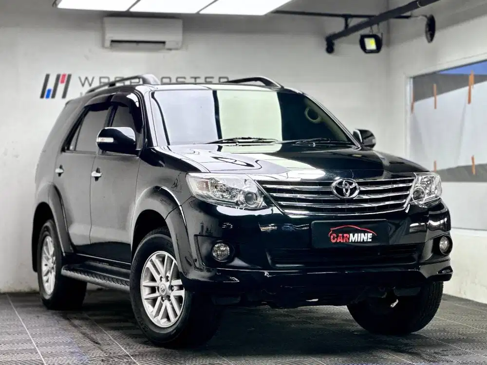 Toyota Fortuner 2.7 G Luxury AT Bensin 2011 Tangan Pertama 2012