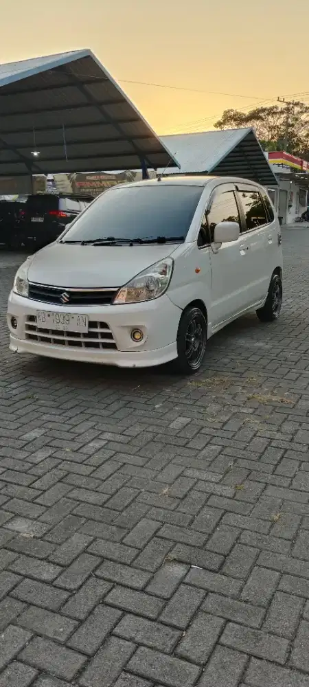 Karimun Estilo, putih, istimewa, low kilometer