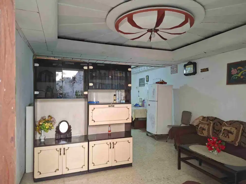 Disewakan Rumah 2 lt lengkap perabotnya min 2 th malang kota