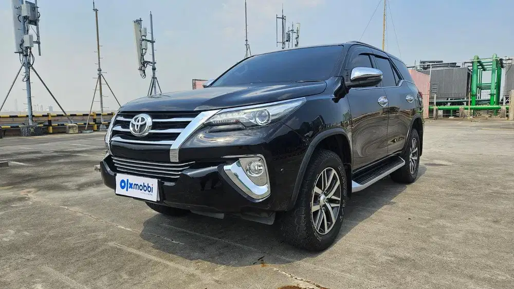 Pajak Panjang - Toyota Fortuner 2.4 4x2 VRZ Solar-AT 2018