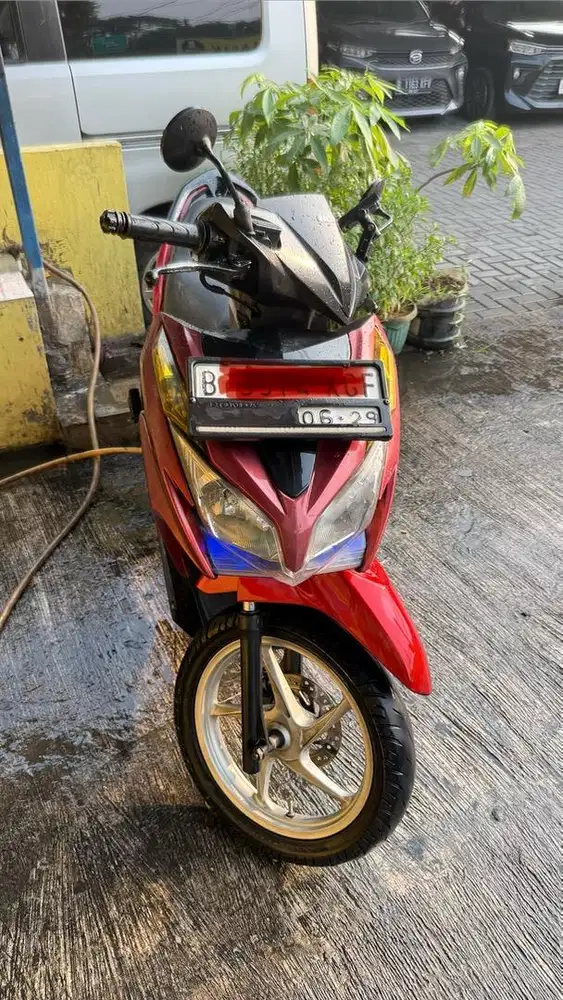 Dijual motor vario tekno 125
