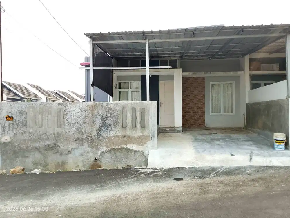 Rumah Posisi Hook, Siap Huni, harga nego