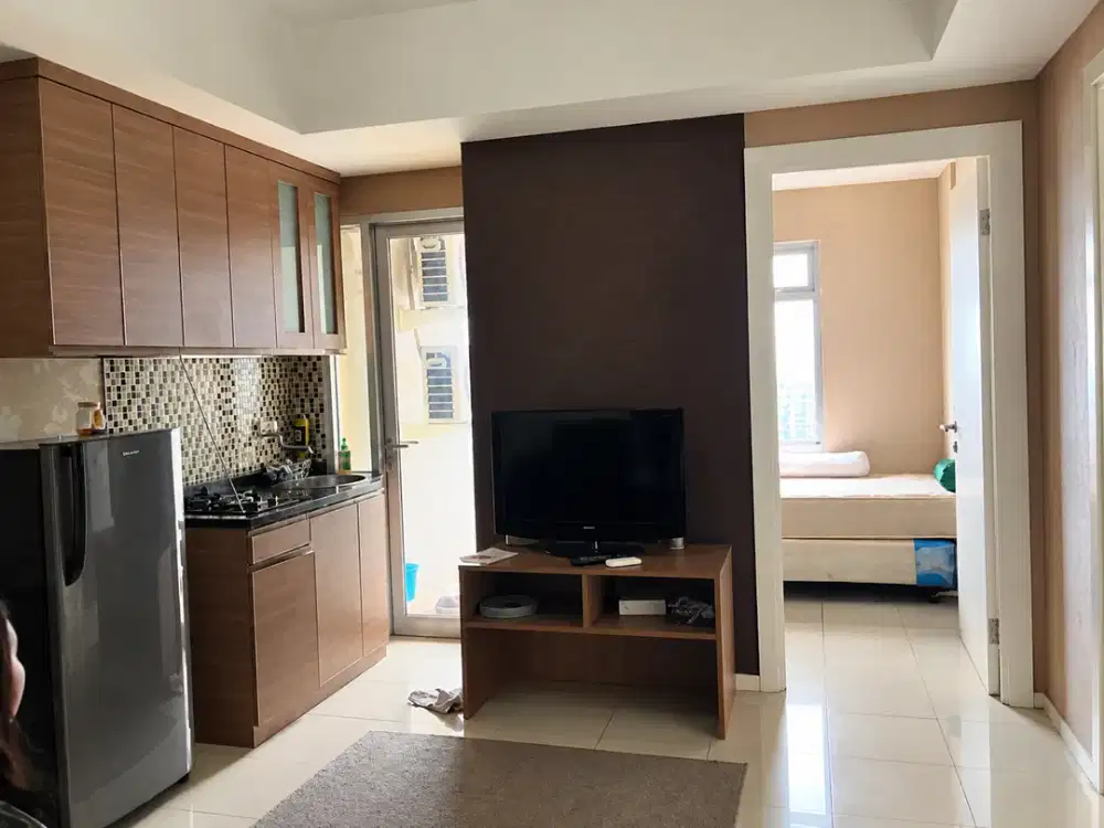 disewakan apartemen green lake sunter 2 kamar furnish